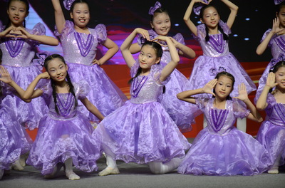 奎文区‘周末艺相逢’全民才艺秀活动启动，儿童舞蹈表演服务闪耀登场